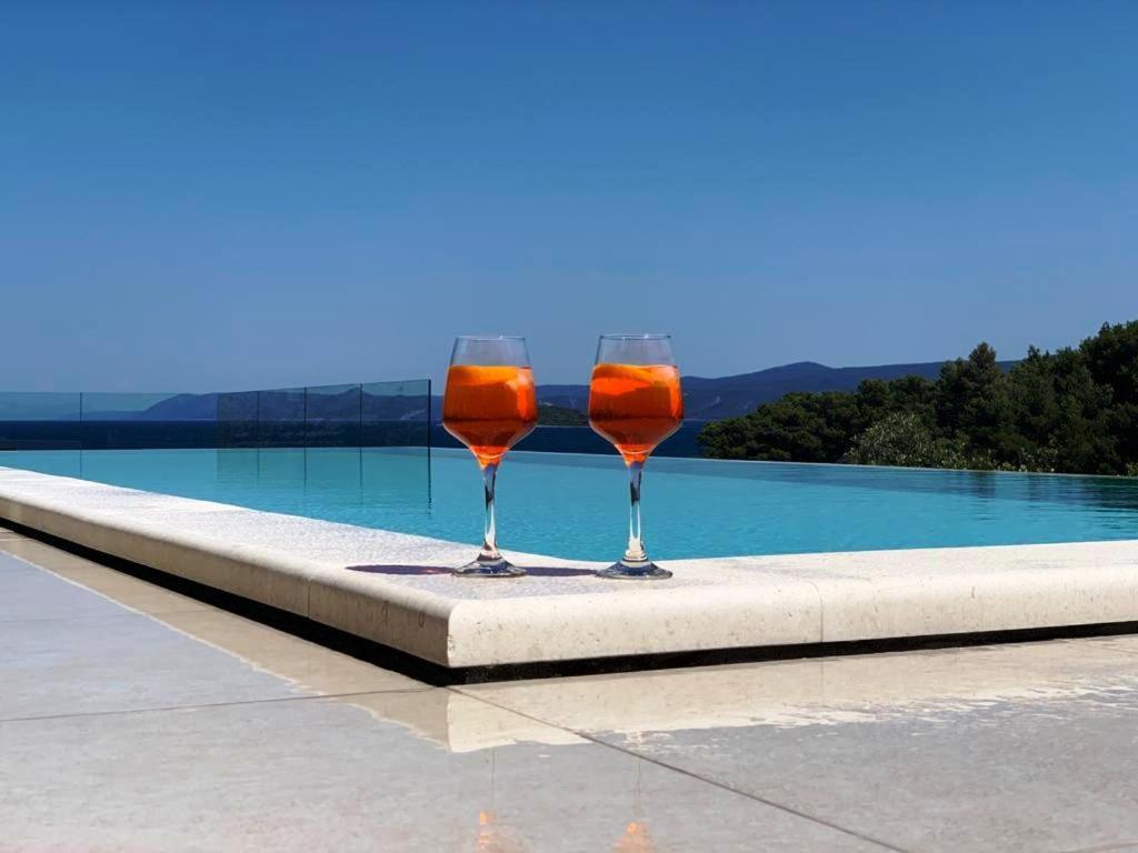 HOLIDAY HVAR lux Basina Extérieur photo